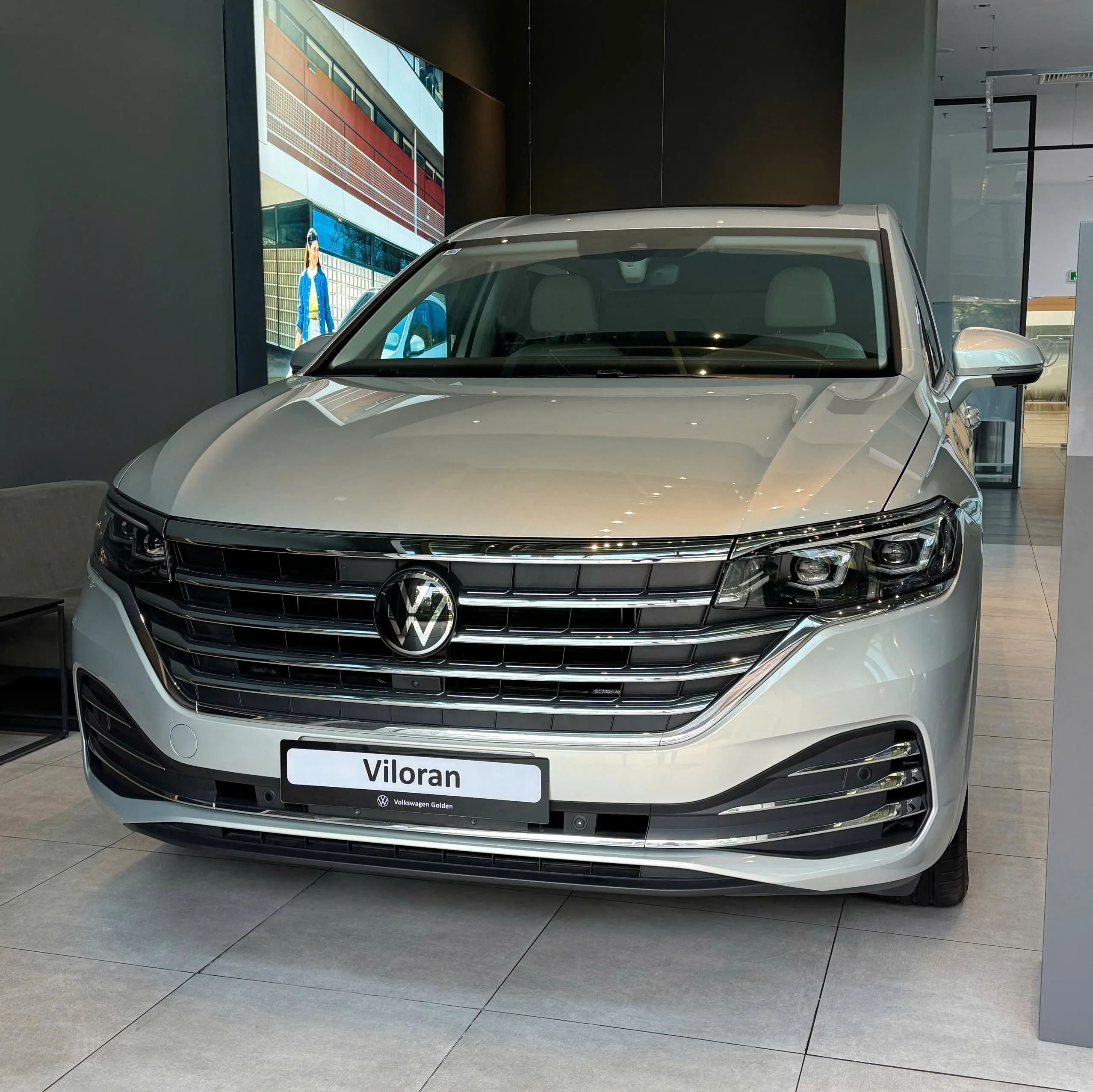 Ngoại thất Volkswagen Viloran Luxury 2026