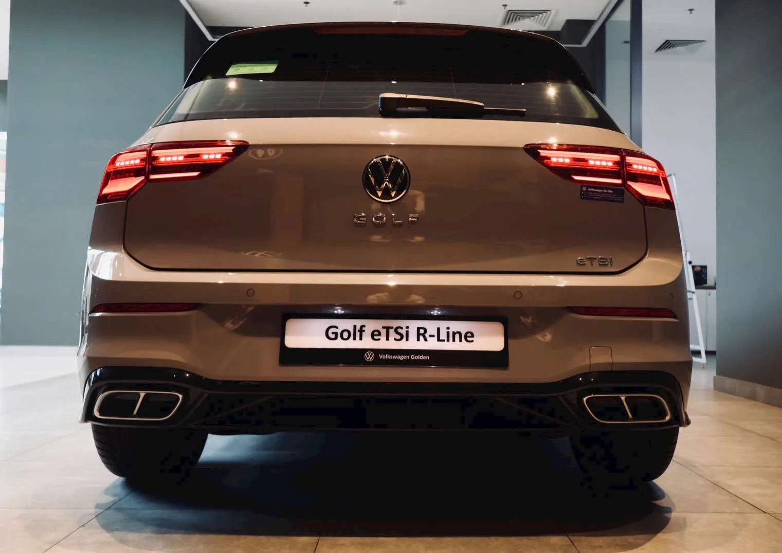Ngoại thất Volkswagen Golf 1.5 eTSI R-Line